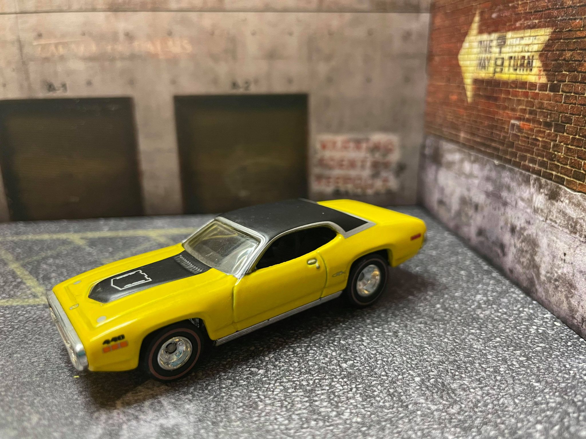 Miniature Plymouth GTX – Hot Wheels 1/43 – Verte – Occasion Bon état