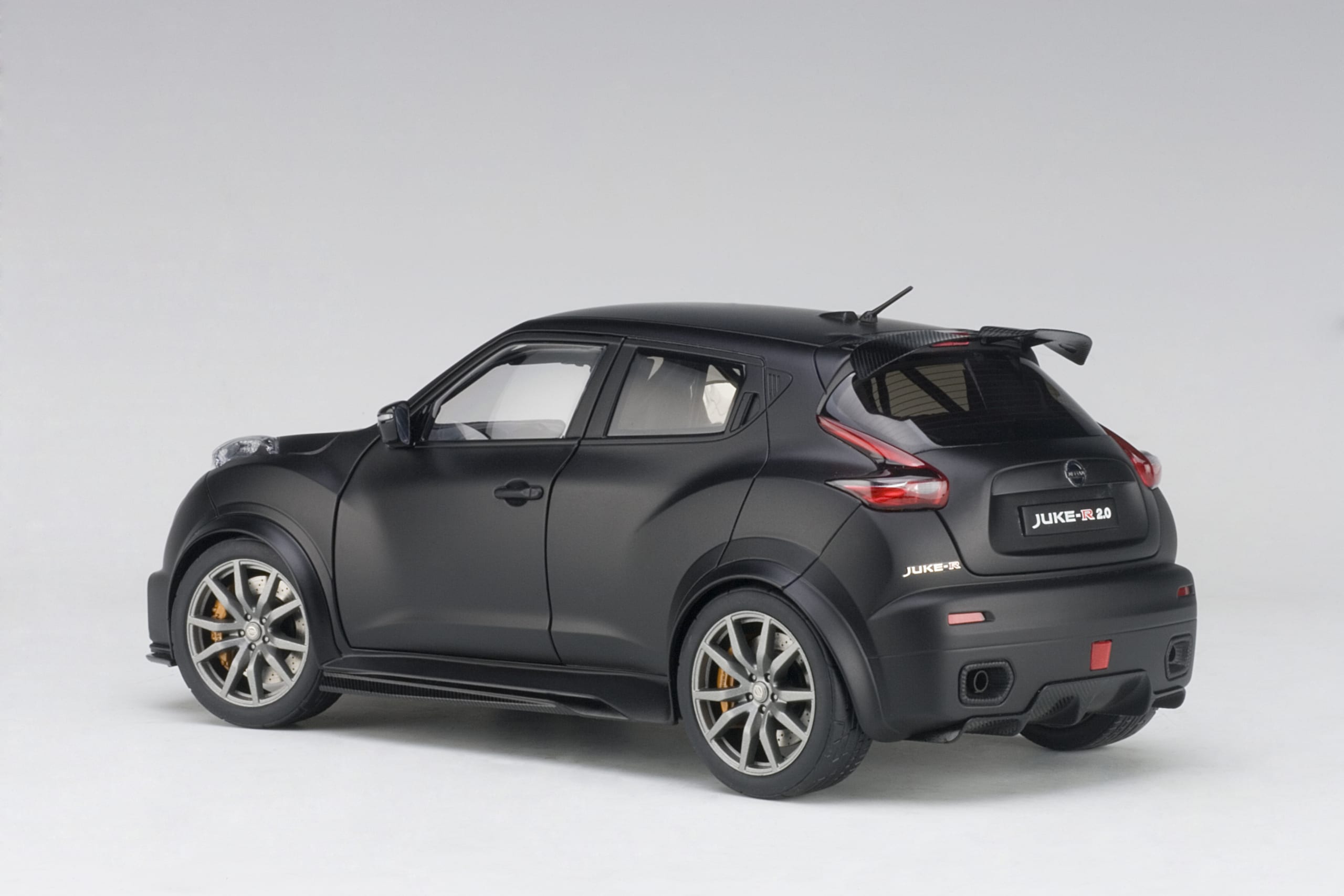 Autoart Juke R Nissan Juke R 2.0 - Autoart · Distribution Diecast64