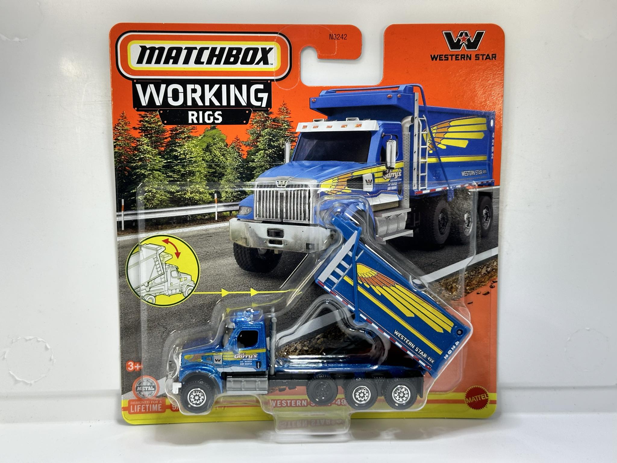 Western Star 49X - Working Rigs · Distribution Diecast64