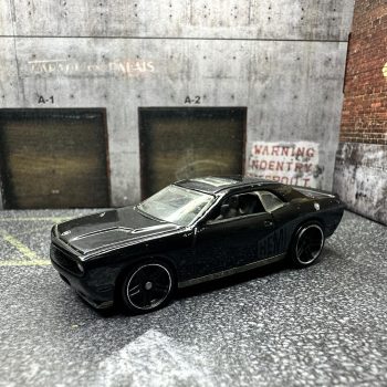 '08 Dodge Challenger SRT8 - Fast & Furious