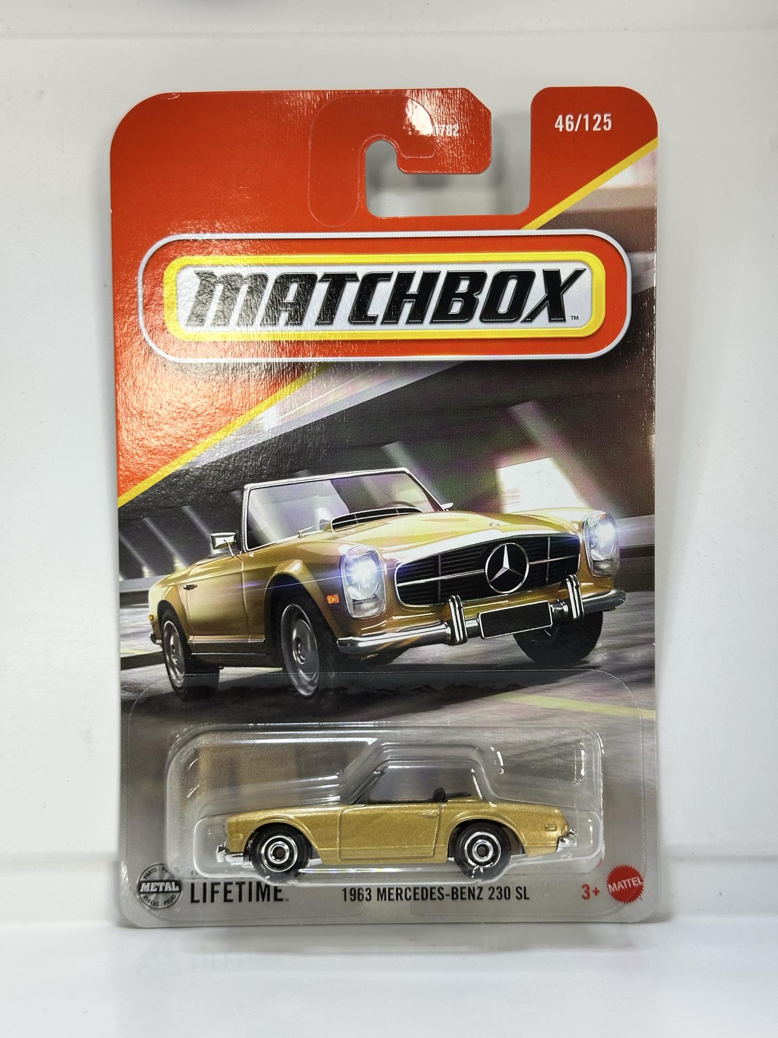 Miniature WELLY 1/24 Mercedes-Benz 230 SL De 1963 - Blanche, Métal, Neuve