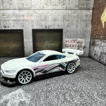 Custom '18 Mustang GT – Exclusive Pack