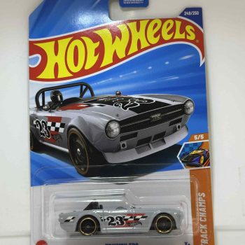 Triumph TR6 - Treasure Hunt