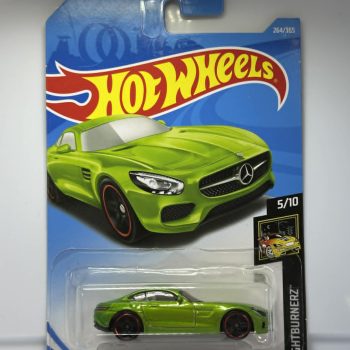 '15 Mercedes-AMG GT