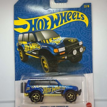 Toyota Land Cruiser 80 - Pearl & Chromes